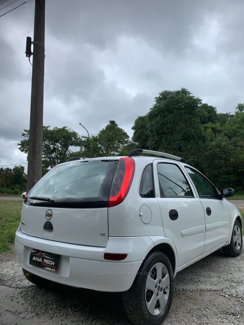 CORSA 1.4 MPFI MAXX 8V FLEX 4P MANUAL - 2011 - CAXIAS DO SUL