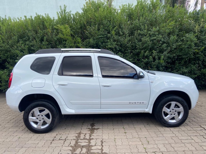 DUSTER 1.6 DYNAMIQUE 4X2 16V FLEX 4P MANUAL - 2013 - CAXIAS DO SUL