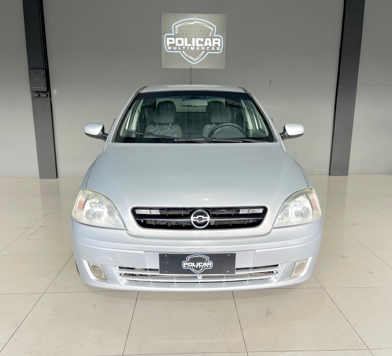 CORSA 1.8 MPFI SEDAN 8V GASOLINA 4P MANUAL - 2003 - CAXIAS DO SUL