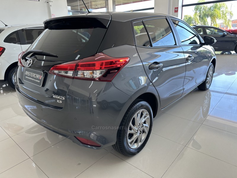 YARIS 1.5 XS 16V FLEX 4P AUTOMÁTICO - 2024 - CHARQUEADAS