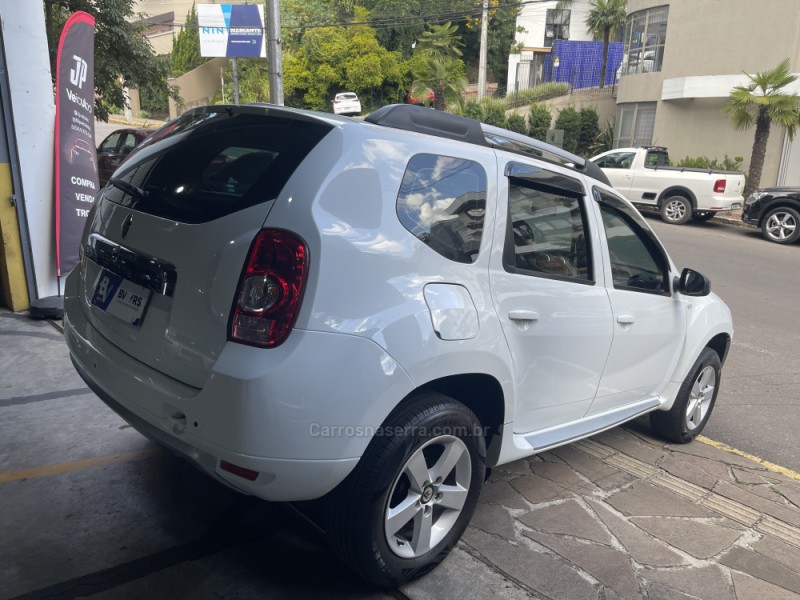 DUSTER 1.6 DYNAMIQUE 4X2 16V FLEX 4P MANUAL - 2013 - BENTO GONçALVES