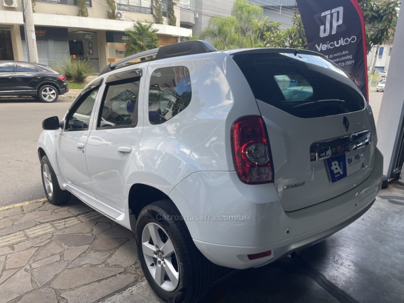 DUSTER 1.6 DYNAMIQUE 4X2 16V FLEX 4P MANUAL - 2013 - BENTO GONçALVES