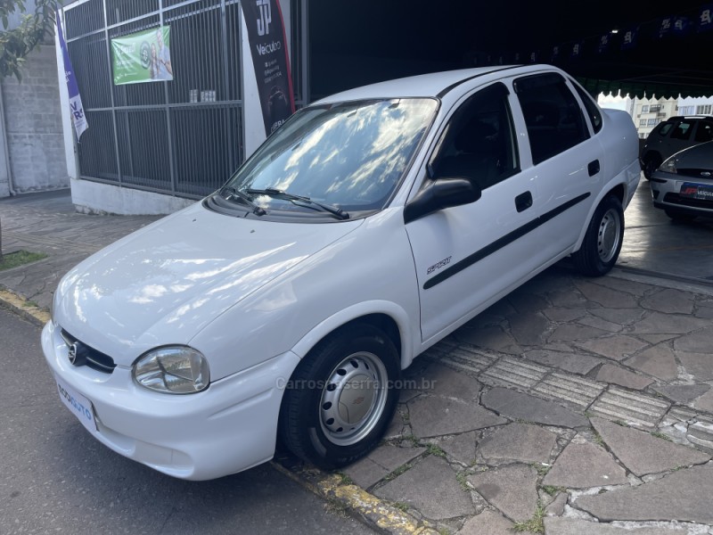 CORSA 1.6 MPFI CLASSIC SEDAN 8V GASOLINA 4P MANUAL - 2005 - BENTO GONçALVES