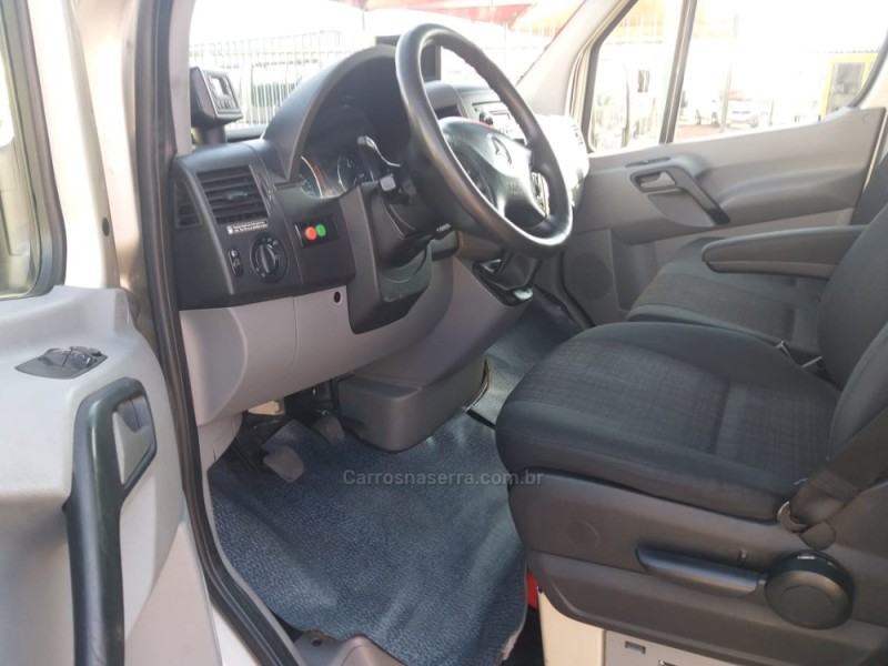 SPRINTER 2.2 415 CDI VAN 16 LUGARES TETO ALTO 16V BI-TURBO DIESEL MANUAL - 2019 - CAXIAS DO SUL