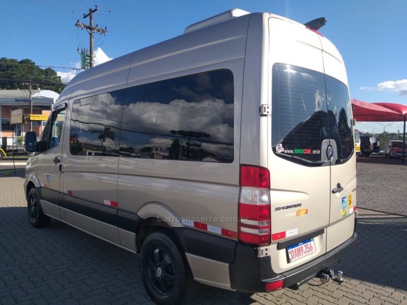 SPRINTER 2.2 415 CDI VAN 16 LUGARES TETO ALTO 16V BI-TURBO DIESEL MANUAL - 2019 - CAXIAS DO SUL