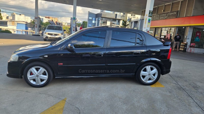 ASTRA 2.0 SFI GSI 16V GASOLINA 4P MANUAL - 2005 - CAXIAS DO SUL