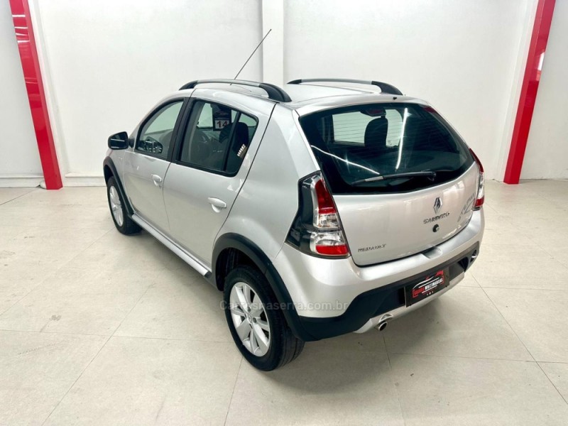 SANDERO 1.6 STEPWAY 16V FLEX 4P MANUAL - 2014 - CAXIAS DO SUL