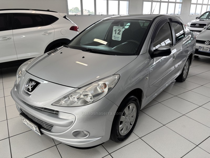 207 1.4 SEDAN XR PASSION 8V FLEX 4P MANUAL - 2012 - BENTO GONçALVES