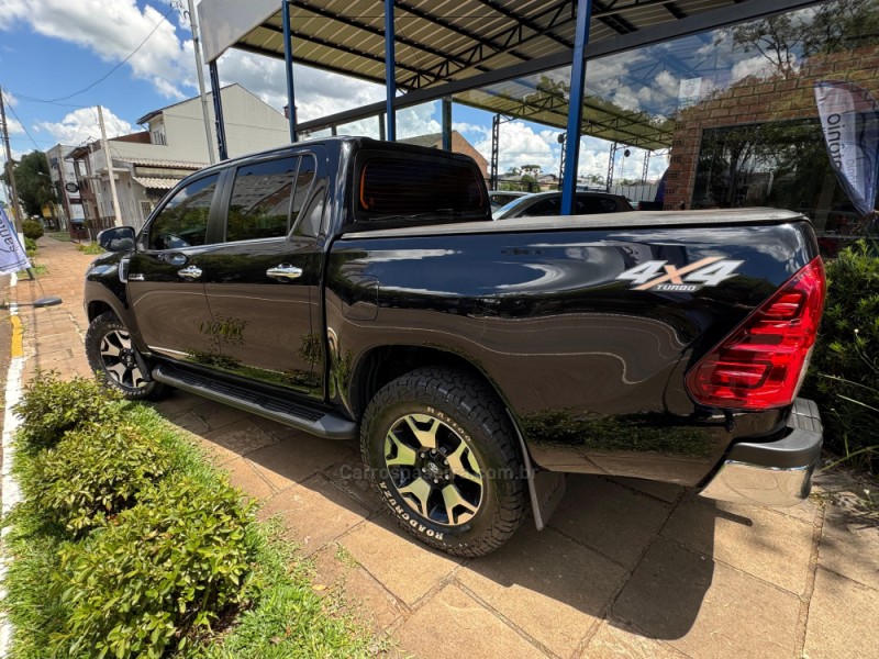 HILUX 2.8 SRX PLUS 4X4 CD TURBO DIESEL 4P AUTOMÁTICO - 2019 - LAGOA VERMELHA