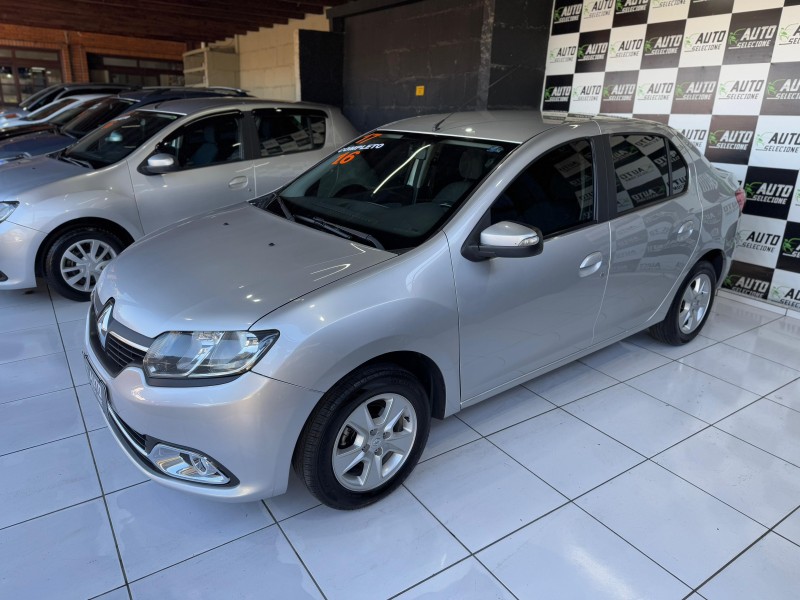 LOGAN 1.6 DYNAMIQUE 8V FLEX 4P MANUAL - 2017 - CAXIAS DO SUL