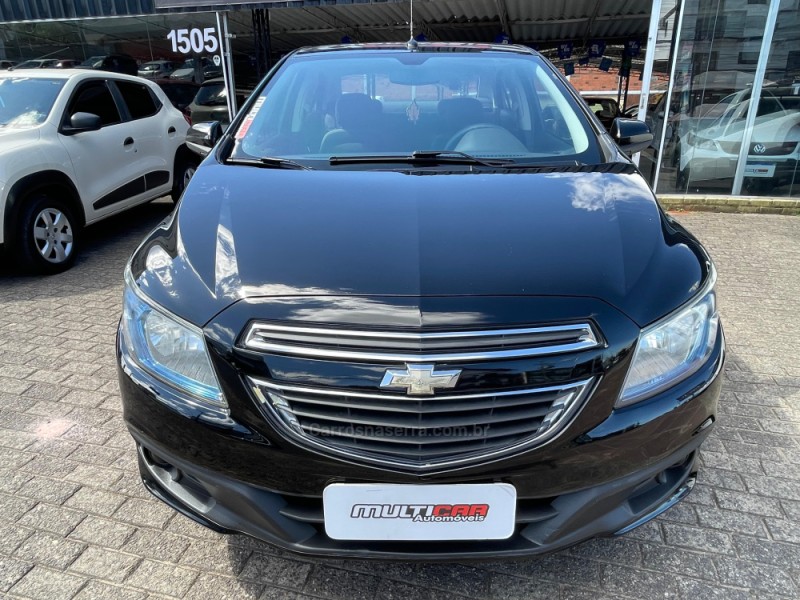 PRISMA 1.4 MPFI LT 8V FLEX 4P MANUAL - 2014 - CAMPO BOM