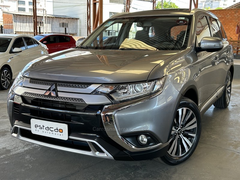 OUTLANDER 2.0 HPE MIVEC SPORT FLEX 4P AUTOMÁTICO