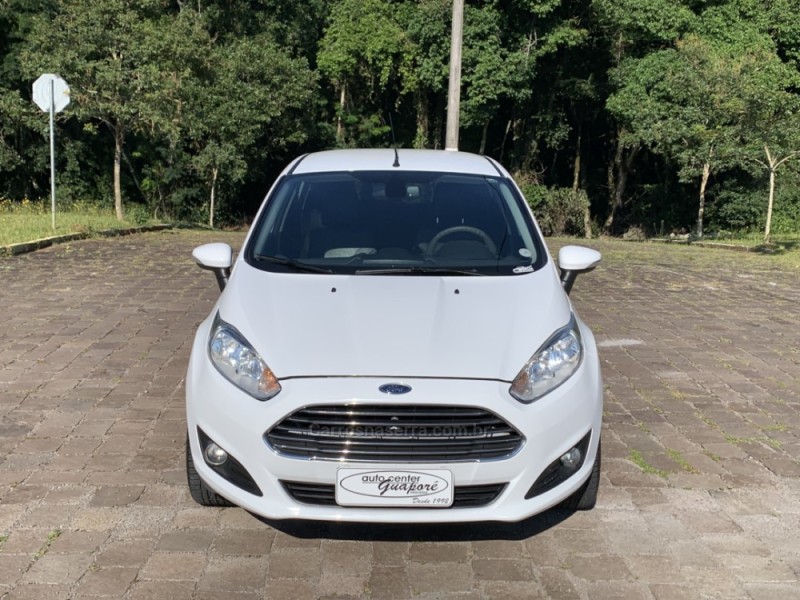 FIESTA 1.6 TITANIUM PLUS HATCH 16V FLEX 4P AUTOMÁTICO - 2015 - GUAPORé