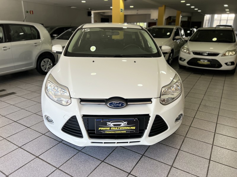 FOCUS 2.0 SE 16V FLEX 4P AUTOMÁTICO - 2015 - CAXIAS DO SUL