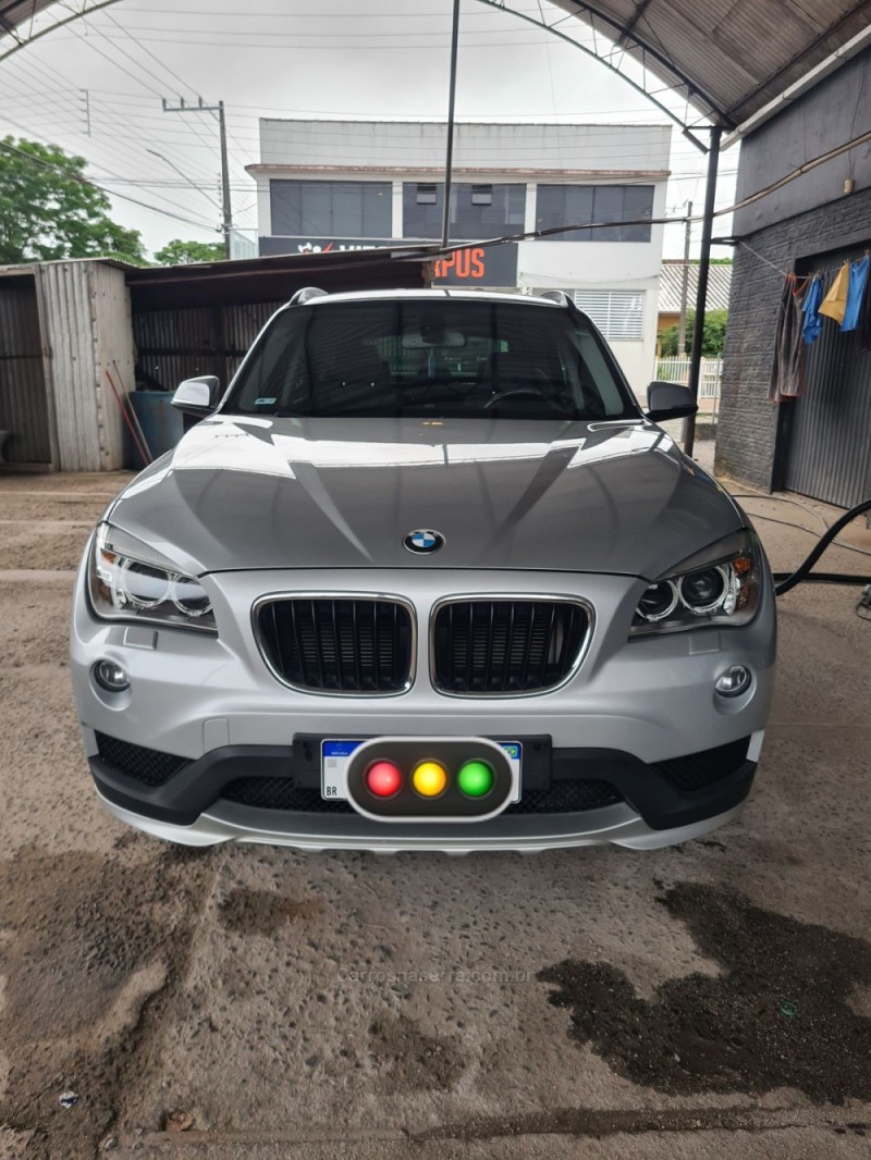 X1 2.0 16V TURBO ACTIVEFLEX SDRIVE20I 4P AUTOMÁTICO - 2015 - SOMBRIO