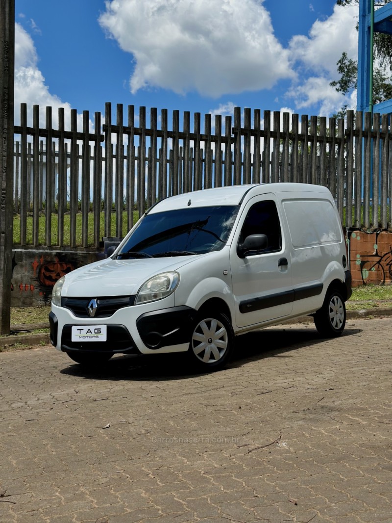 kangoo 1.6 express 16v flex 3p manual 2018 campo bom