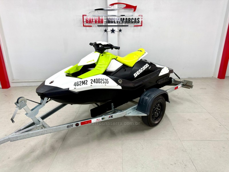 JET SKI SPARK 