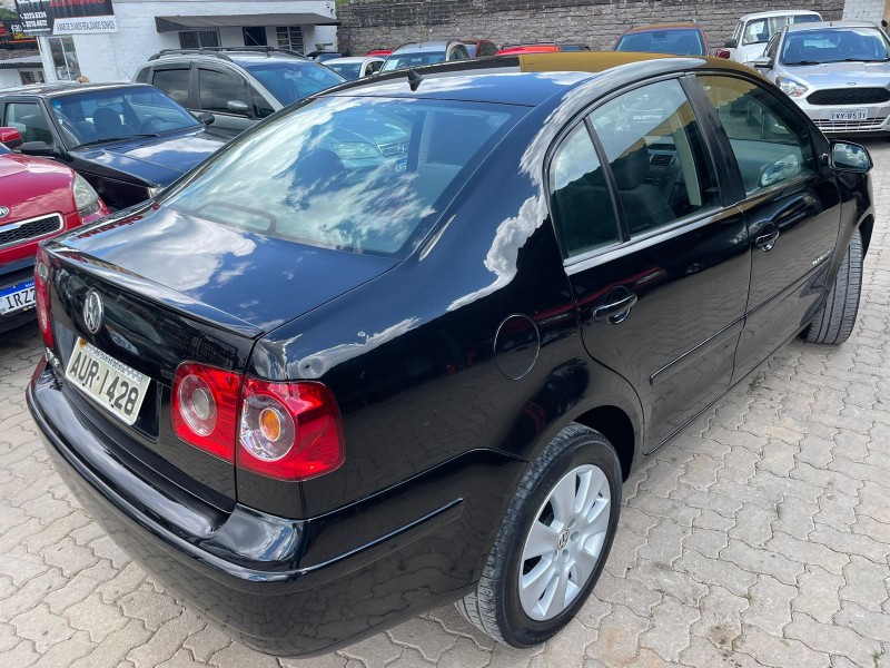 POLO SEDAN 1.6 MI COMFORTLINE 8V FLEX 4P MANUAL - 2012 - CAXIAS DO SUL