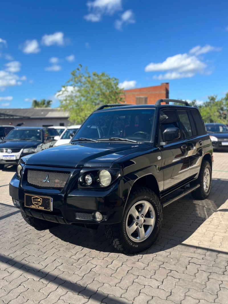 PAJERO TR4 2.0 4X4 16V 131CV GASOLINA 4P AUTOMÁTICO - 2008 - MONTENEGRO