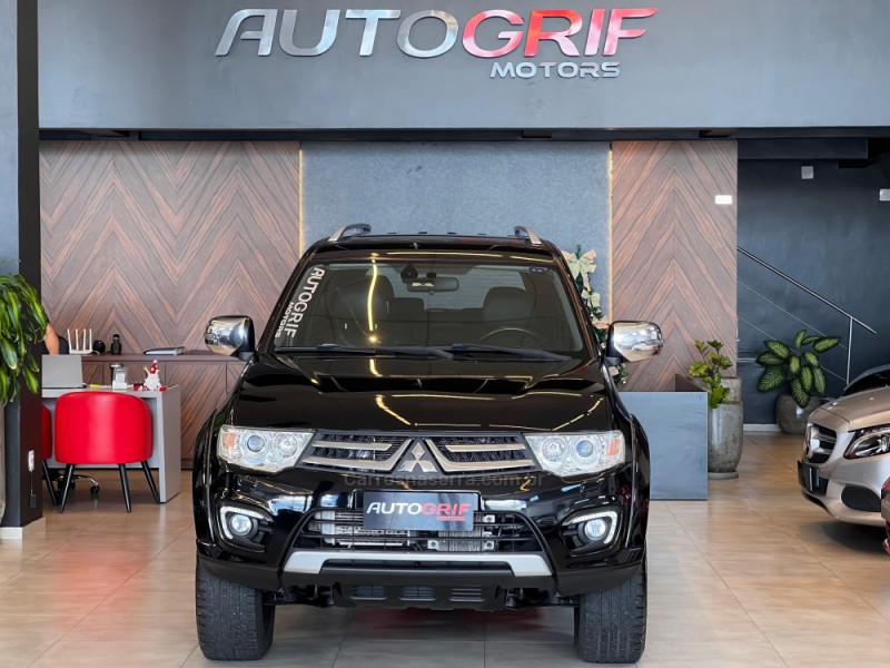 PAJERO DAKAR 3.2 HPE 4X4 7 LUGARES 16V TURBO INTERCOOLER DIESEL 4P AUTOMÁTICO - 2018 - CAMPO BOM