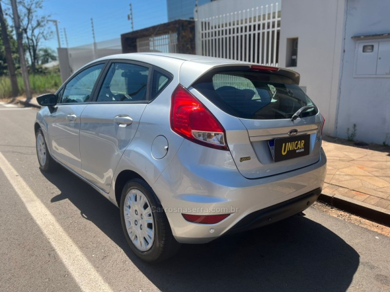 FIESTA 1.6 SE HATCH 16V FLEX 4P MANUAL - 2018 - PASSO FUNDO