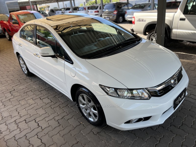 CIVIC 1.8 EXS 16V FLEX 4P AUTOMÁTICO - 2012 - BOM PRINCíPIO