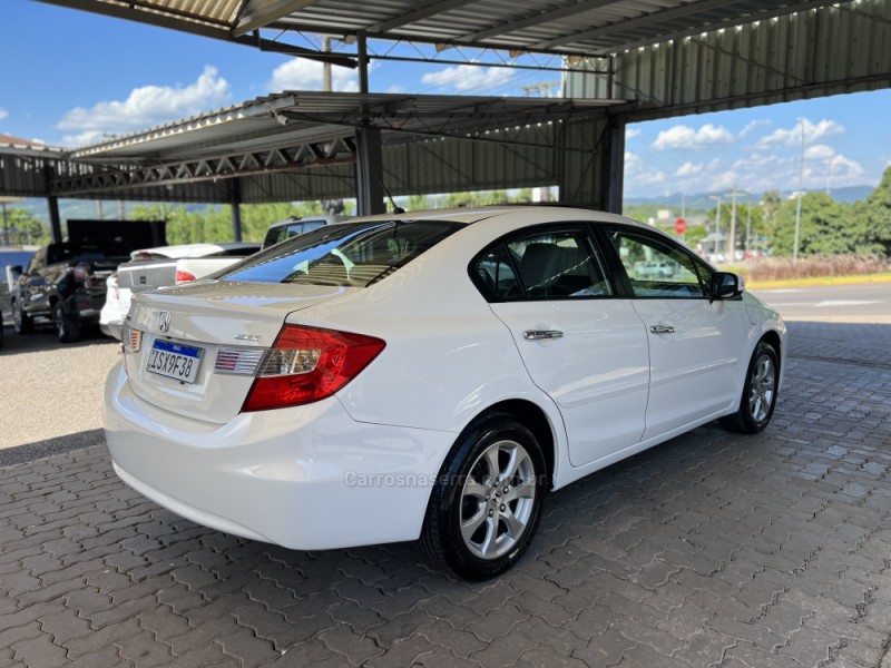 CIVIC 1.8 EXS 16V FLEX 4P AUTOMÁTICO - 2012 - BOM PRINCíPIO