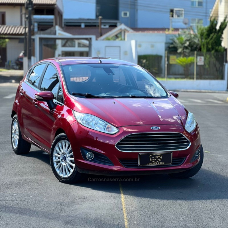 fiesta 1.0 ecoboost titanium plus hatch 12v gasolina 4p automatico 2017 montenegro