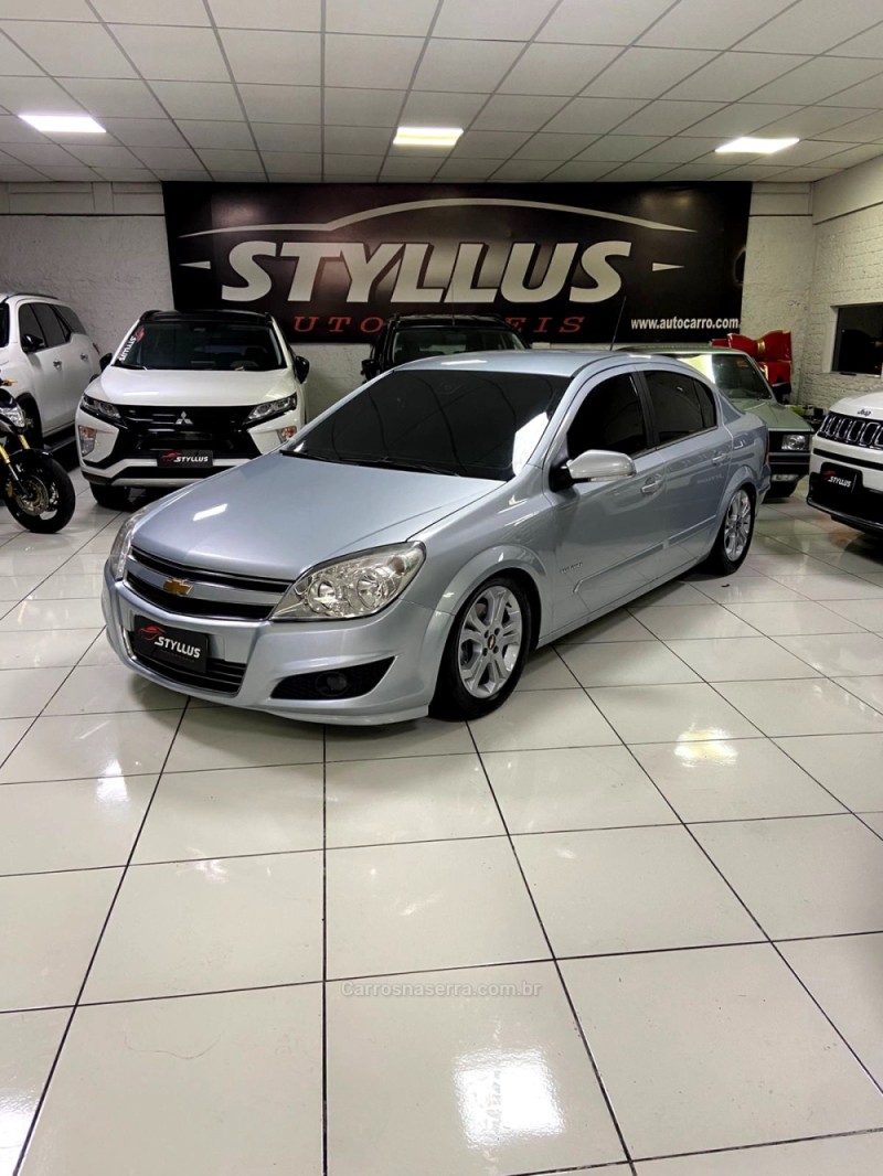 VECTRA 2.0 MPFI ELEGANCE 8V 140CV FLEX 4P MANUAL - 2010 - ESTâNCIA VELHA