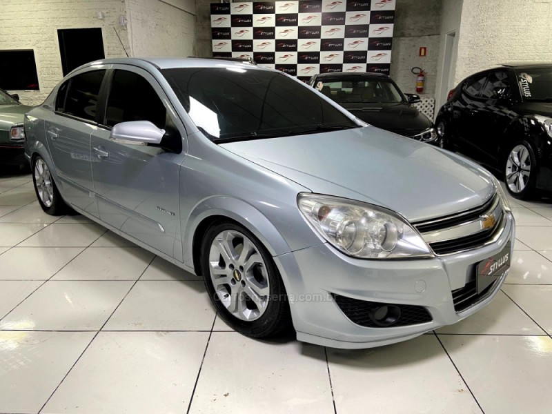 VECTRA 2.0 MPFI ELEGANCE 8V 140CV FLEX 4P MANUAL - 2010 - ESTâNCIA VELHA