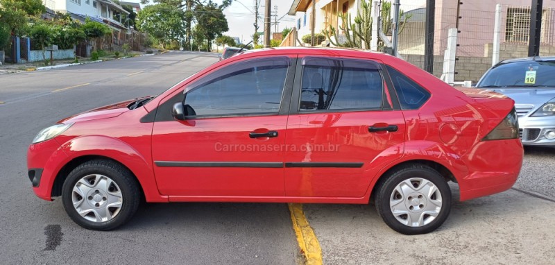 FIESTA 1.0 ROCAM SEDAN 8V FLEX 4P MANUAL - 2012 - FARROUPILHA