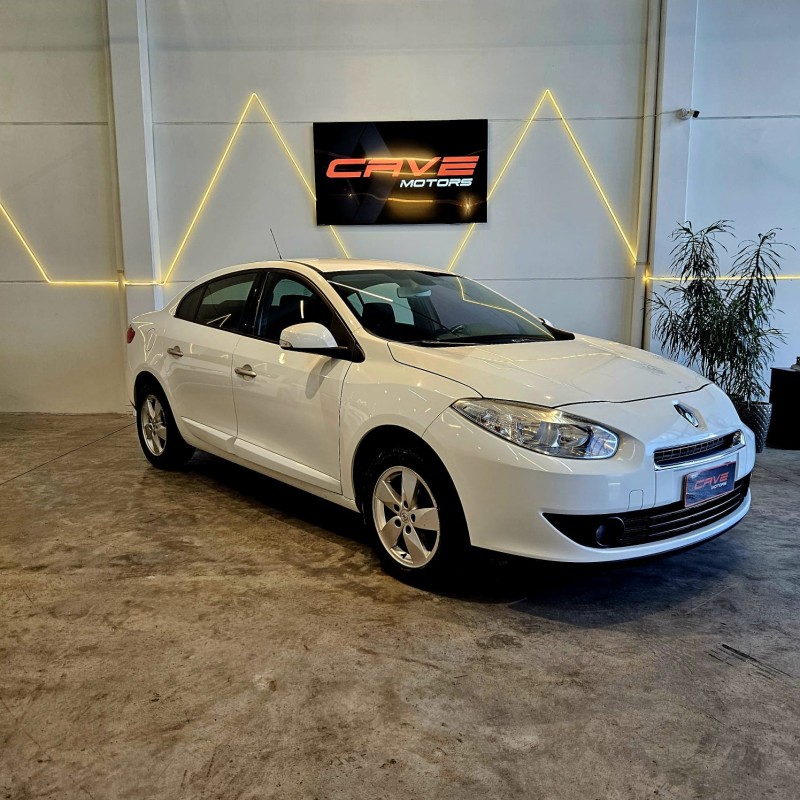 fluence 2.0 dynamique 16v flex 4p automatico 2013 caxias do sul