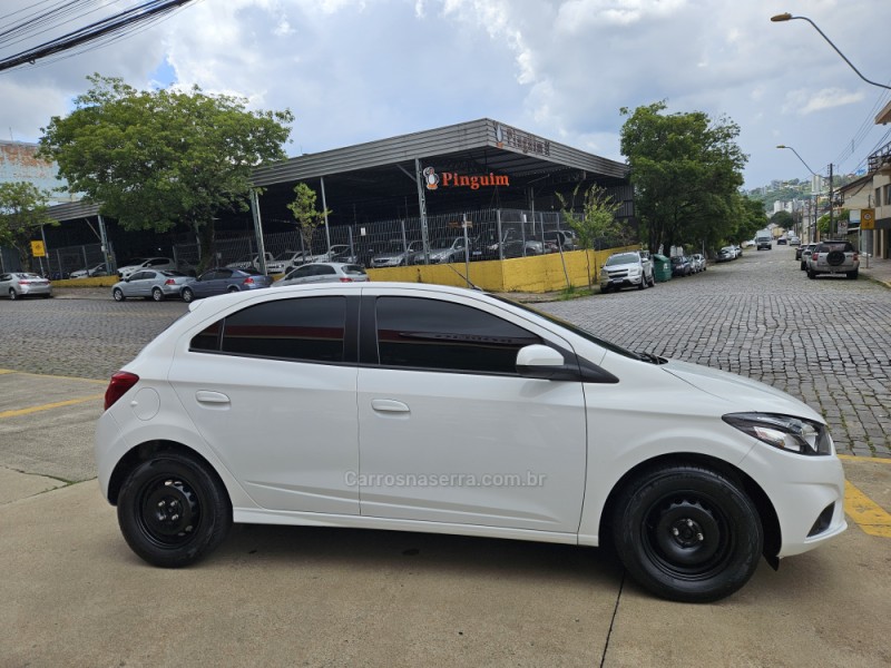 ONIX 1.0 LT 12V FLEX 4P MANUAL - 2018 - CAXIAS DO SUL