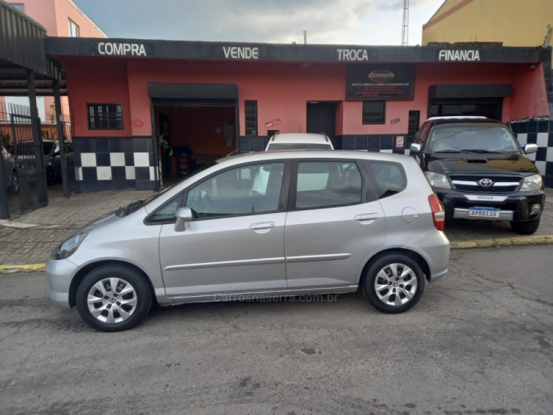 FIT 1.4 LX 8V FLEX 4P MANUAL - 2007 - CAXIAS DO SUL