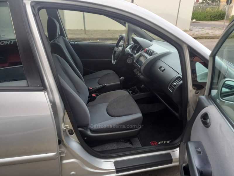 FIT 1.4 LX 8V FLEX 4P MANUAL - 2007 - CAXIAS DO SUL