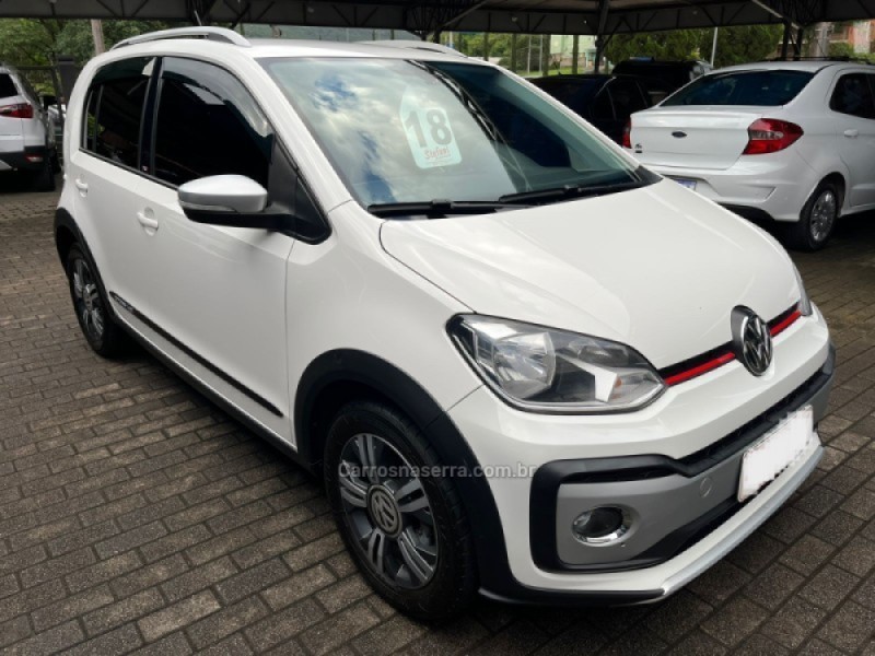 UP 1.0 TSI CROSS 12V FLEX 4P MANUAL - 2018 - BENTO GONçALVES