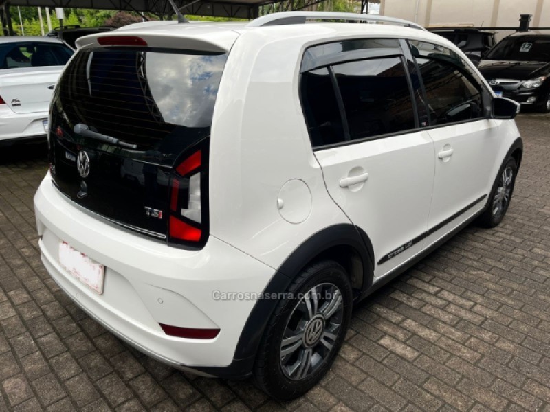 UP 1.0 TSI CROSS 12V FLEX 4P MANUAL - 2018 - BENTO GONçALVES