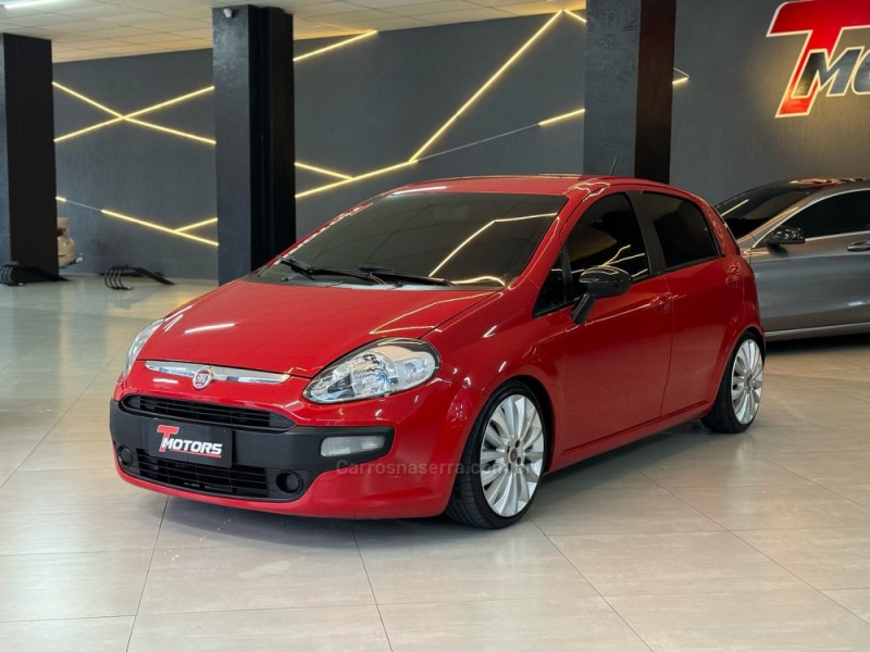 PUNTO 1.4 ATTRACTIVE 8V FLEX 4P MANUAL - 2016 - NOVO HAMBURGO