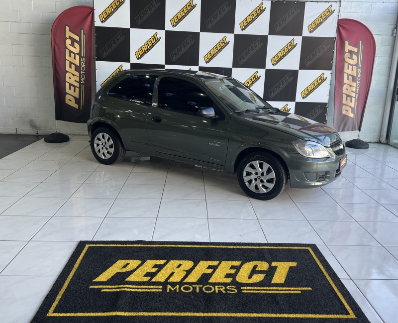 CELTA 1.0 MPFI SPIRIT 8V FLEX 2P MANUAL - 2011 - PORTãO