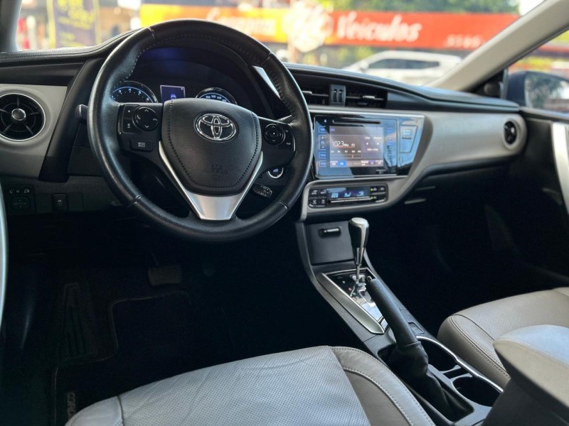 COROLLA 2.0 XEI 16V FLEX 4P AUTOMÁTICO - 2018 - TRêS COROAS