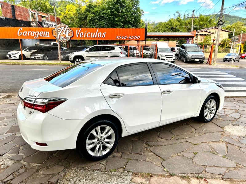 COROLLA 2.0 XEI 16V FLEX 4P AUTOMÁTICO - 2018 - TRêS COROAS