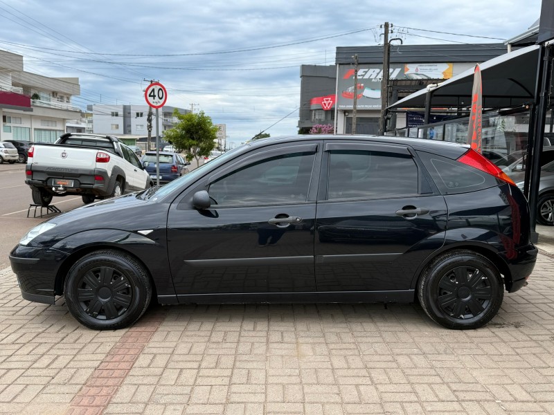 FOCUS 1.6 GL 8V FLEX 4P MANUAL - 2009 - LAGOA VERMELHA