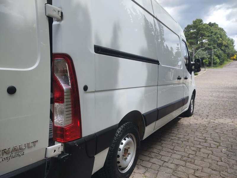 MASTER 2.5 DCI FURGÃO L2H2 16V DIESEL 3P MANUAL - 2015 - FARROUPILHA