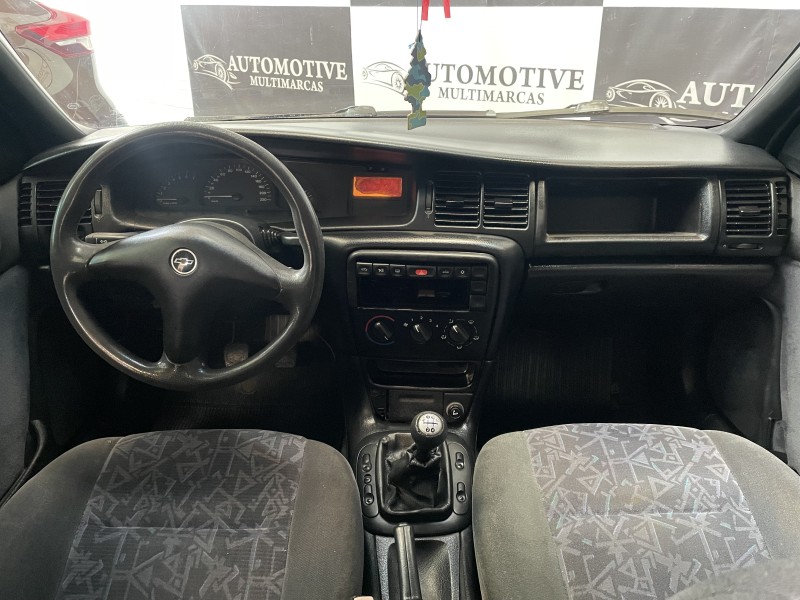 VECTRA 2.0 MPFI GLS 8V GASOLINA 4P MANUAL - 1998 - CAXIAS DO SUL