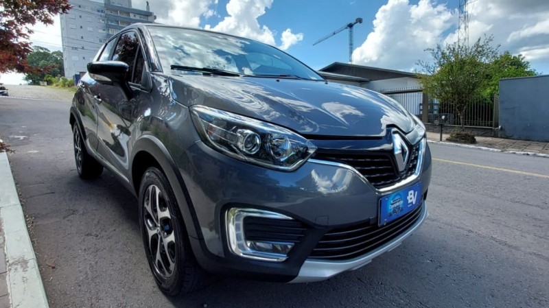 CAPTUR 1.6 16V FLEX INTENSE AUTOMÁTICO - 2018 - FARROUPILHA