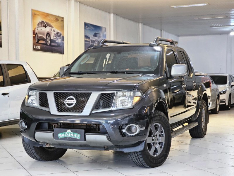 FRONTIER 2.5 SV ATTACK 4X4 CD TURBO ELETRONIC DIESEL 4P AUTOMÁTICO