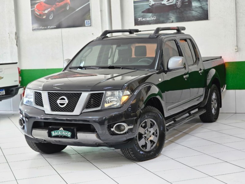 FRONTIER 2.5 SV ATTACK 4X4 CD TURBO ELETRONIC DIESEL 4P AUTOMÁTICO