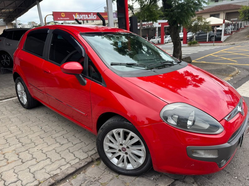 punto 1.6 essence sp dualogic 16v flex 4p automatizado 2016 caxias do sul