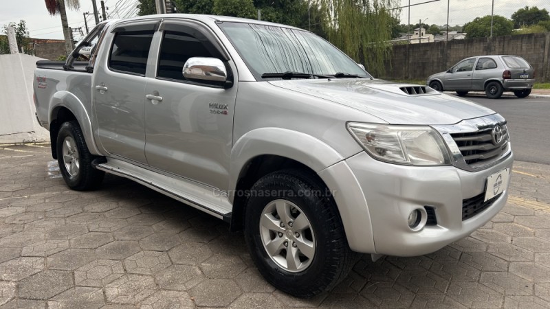 HILUX 3.0 SRV 4X4 CD 16V TURBO INTERCOOLER DIESEL 4P AUTOMÁTICO - 2014 - GRAVATAí