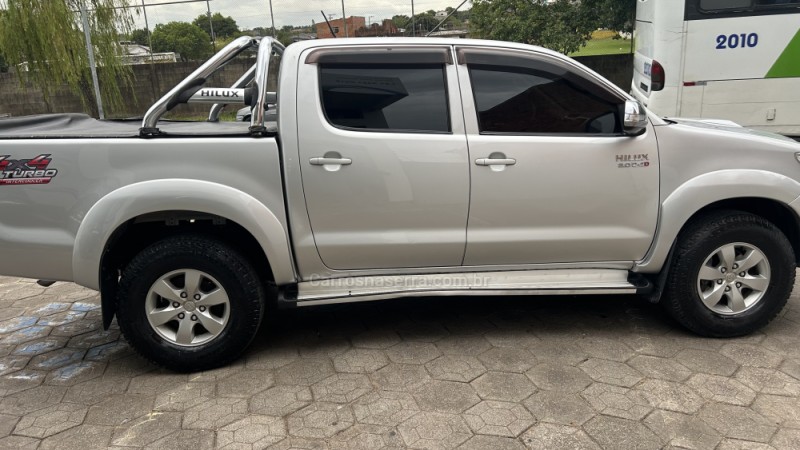 HILUX 3.0 SRV 4X4 CD 16V TURBO INTERCOOLER DIESEL 4P AUTOMÁTICO - 2014 - GRAVATAí